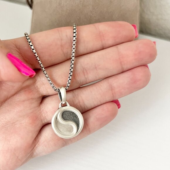 David Yurman Petrvs Yin Yang Pendant Amulet with Box Chain Necklace 17''-18''